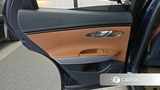 Genesis GV70 id 5034465 из Кореи 17
