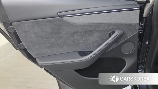 Tesla Model Y id 4921031 из Кореи 17