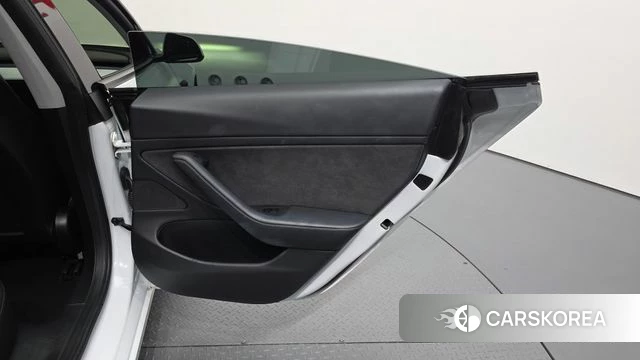 Tesla Model 3 id 4906620 из Кореи 17