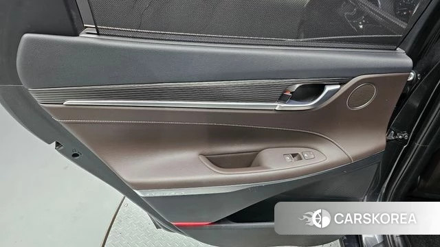 Hyundai Grandeur IG id 4693729 из Кореи 17