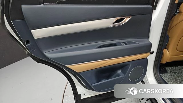 Genesis GV80 id 4916920 из Кореи 17