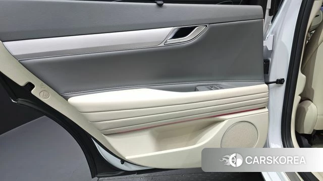 Genesis G80 (RG3) id 4995536 из Кореи 17