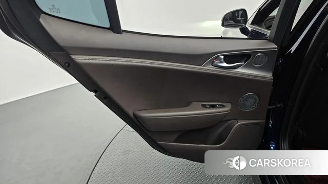 Kia Stinger id 5041860 из Кореи 17