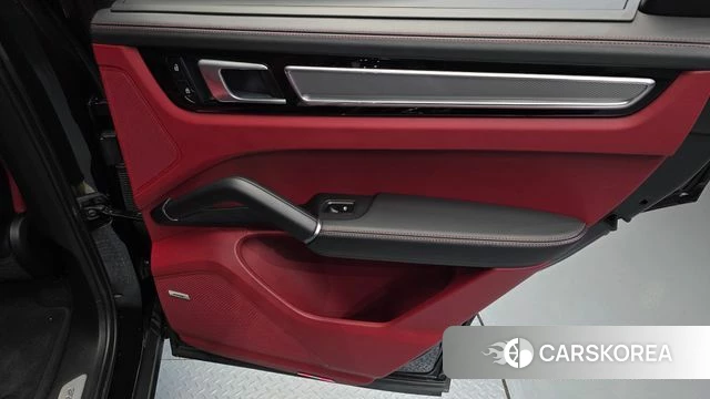 Porsche Cayenne (PO536) id 4922375 из Кореи 17