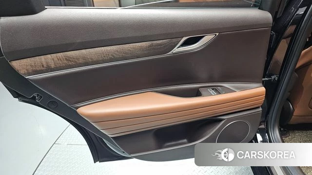 Genesis G80 (RG3) id 5017975 из Кореи 17
