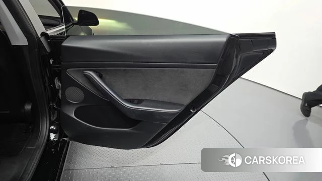 Tesla Model 3 id 4923063 из Кореи 17