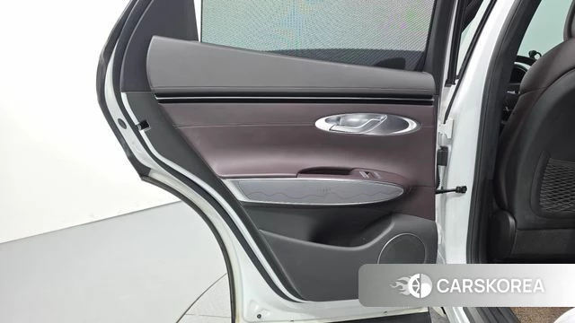 Genesis GV70 id 4987338 из Кореи 17