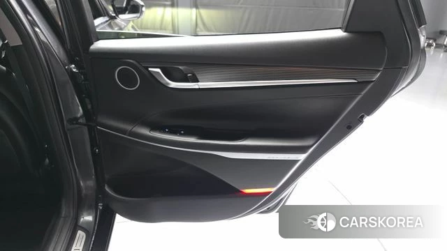 Hyundai Grandeur IG Hybrid id 5054443 из Кореи 17