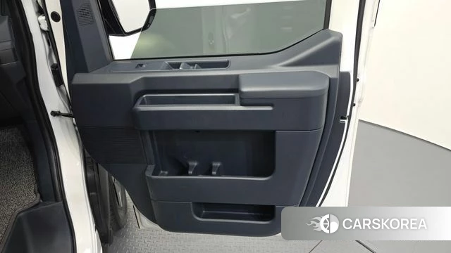Kia PV5 id 5020896 из Кореи 17