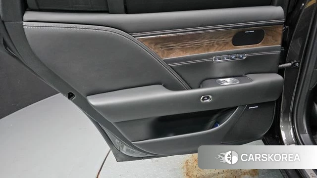 Genesis G90 (RS4) id 5046828 из Кореи 17