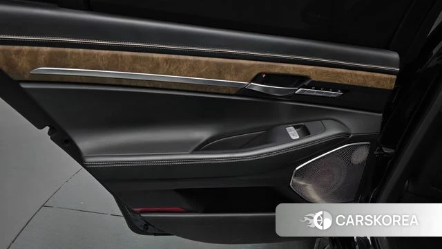 Genesis G90 id 4959961 из Кореи 17