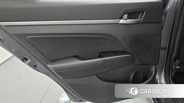 Hyundai Avante AD id 5018953 из Кореи 17