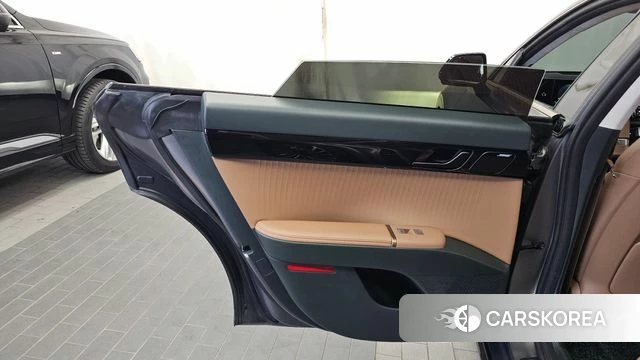 Hyundai Grandeur Hybrid (GN7) id 4965306 из Кореи 17