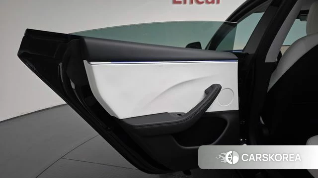 Tesla Model 3 id 5039413 из Кореи 17