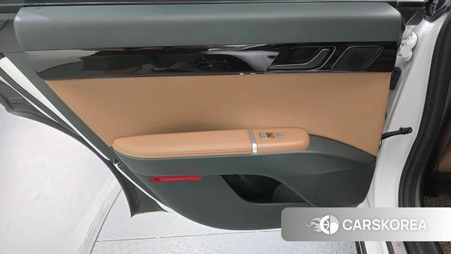 Hyundai Grandeur (GN7) id 4847670 из Кореи 17