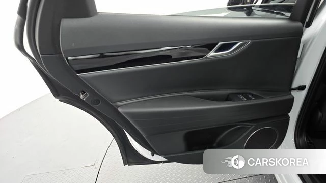 Genesis G80 (RG3) id 4959072 из Кореи 17