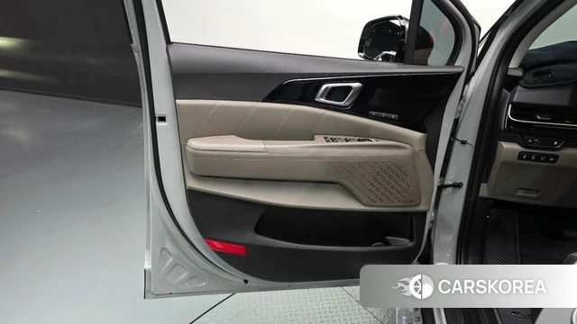 Kia The New Carnival 4th Generation id 4980451 из Кореи 17