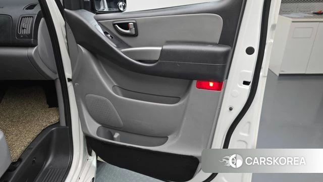 Hyundai The New Grand Starex id 5054622 из Кореи 17