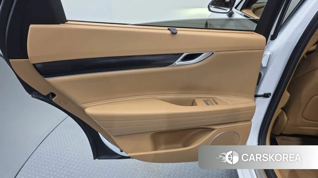 Genesis G80 (RG3) id 5011127 из Кореи 17