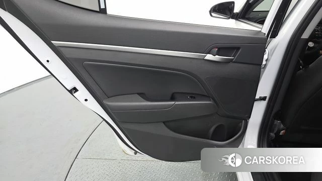 Hyundai The New Avante AD id 5048113 из Кореи 17