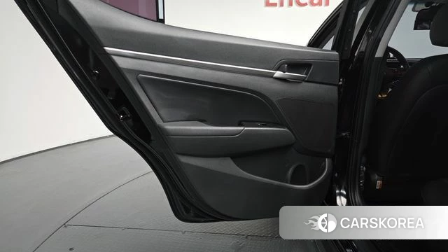 Hyundai The New Avante AD id 4609975 из Кореи 17