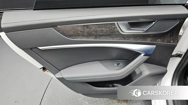 Audi A7 (4K) id 4894640 из Кореи 17