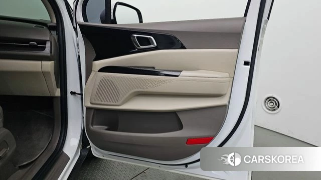 Kia Carnival 4th generation id 5027070 из Кореи 17