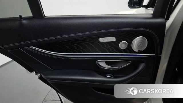 Mercedes-Benz E-Class W213 id 5021512 из Кореи 17