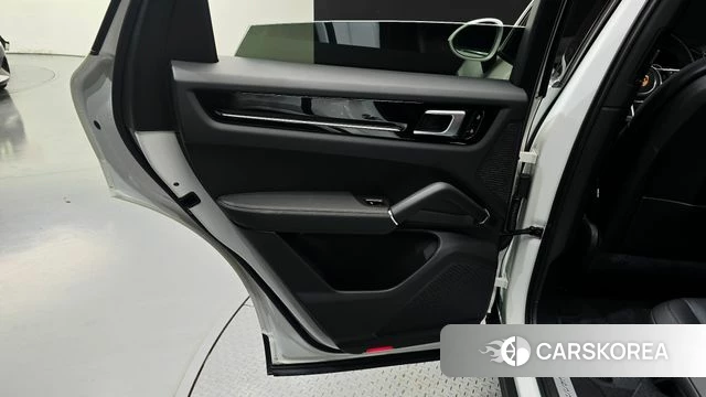 Porsche Cayenne (PO536) id 4966996 из Кореи 17