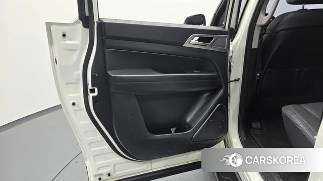 Ssangyong Rexton Sports id 5029213 из Кореи 17