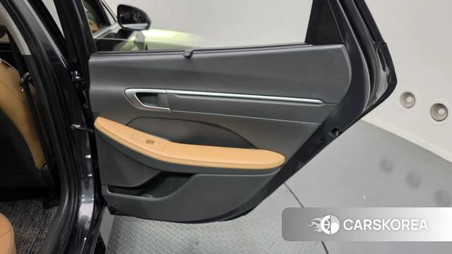Hyundai Sonata D Edge Hybrid (DN8) id 5011824 из Кореи 17