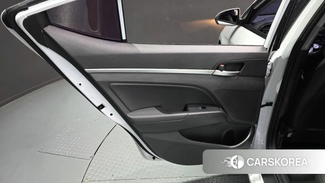 Hyundai The New Avante AD id 4998366 из Кореи 17