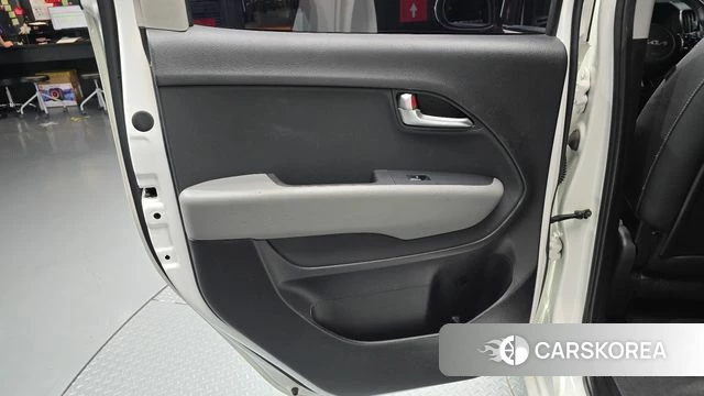 Kia The New Kia Ray id 4996521 из Кореи 17