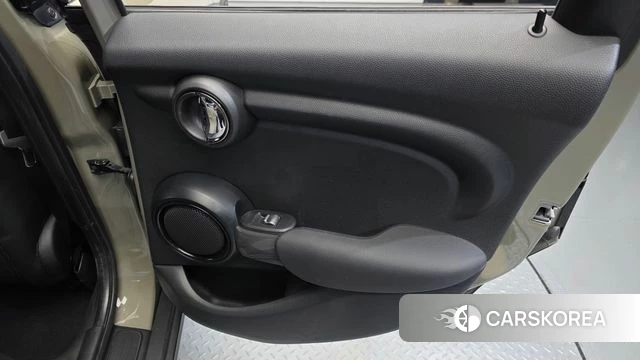 Mini Cooper id 4959917 из Кореи 17