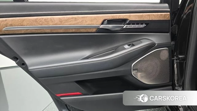 Genesis G90 id 4993357 из Кореи 17