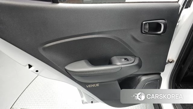 Hyundai Venue id 5017375 из Кореи 17