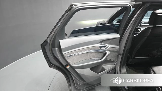 Audi e-Tron id 4625582 из Кореи 17