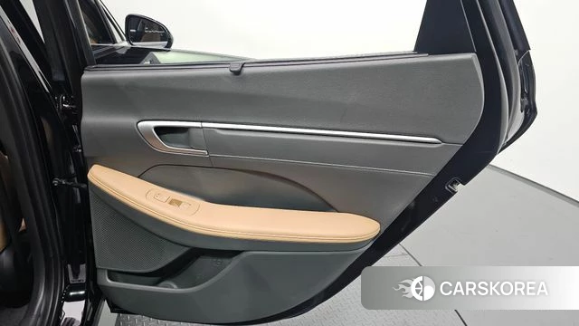 Hyundai Sonata D Edge Hybrid (DN8) id 4921189 из Кореи 17