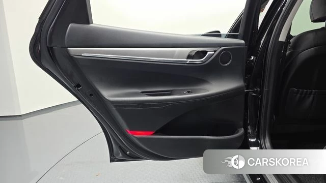 Hyundai The New Grandeur IG id 5017580 из Кореи 17