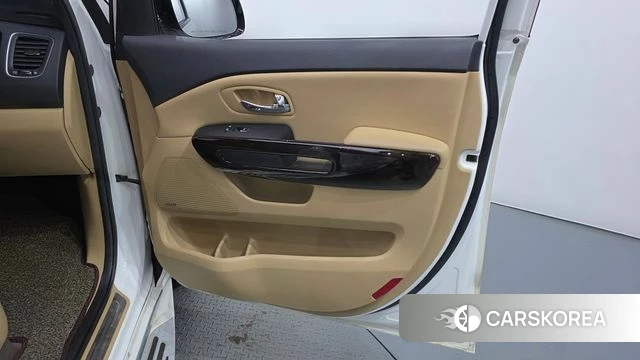 Kia The New Carnival id 5042070 из Кореи 17