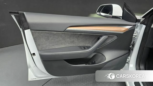 Tesla Model 3 id 4898931 из Кореи 17