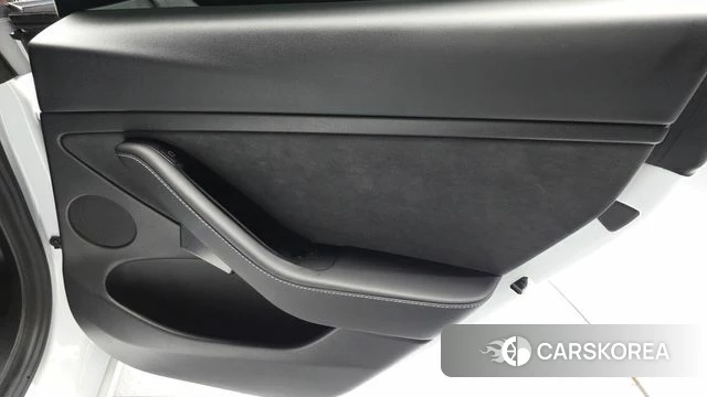 Tesla Model 3 id 5028243 из Кореи 17