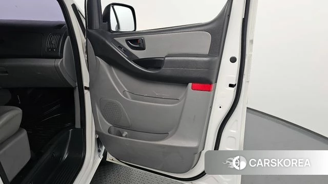 Hyundai The New Grand Starex id 4781060 из Кореи 17