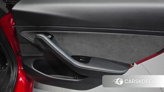 Tesla Model 3 id 4894866 из Кореи 17