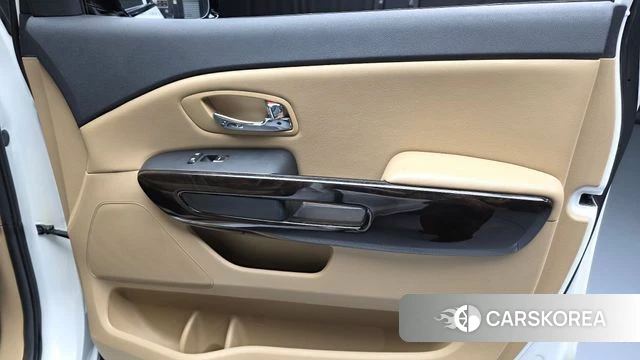 Kia The New Carnival id 5028711 из Кореи 17