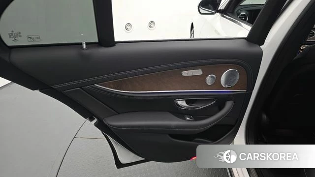 Mercedes-Benz E-Class W213 id 5035654 из Кореи 17