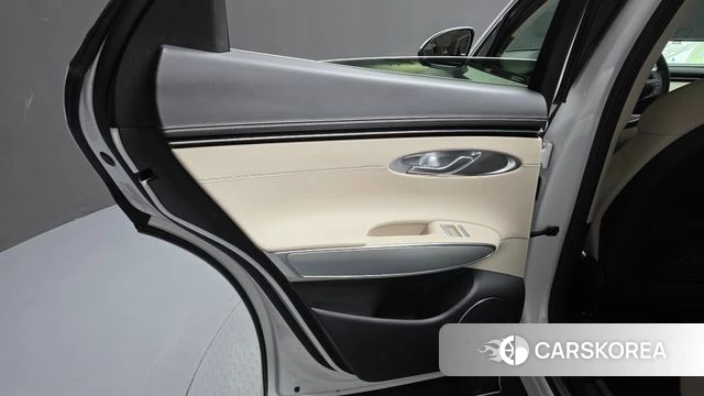 Genesis GV70 id 5021645 из Кореи 17