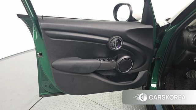 Mini Cooper id 5047538 из Кореи 17