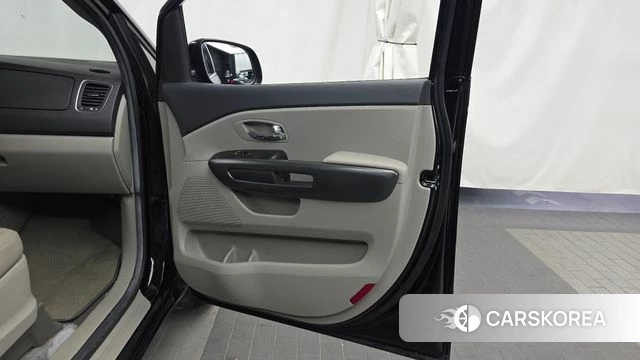 Kia The New Carnival id 4856462 из Кореи 17
