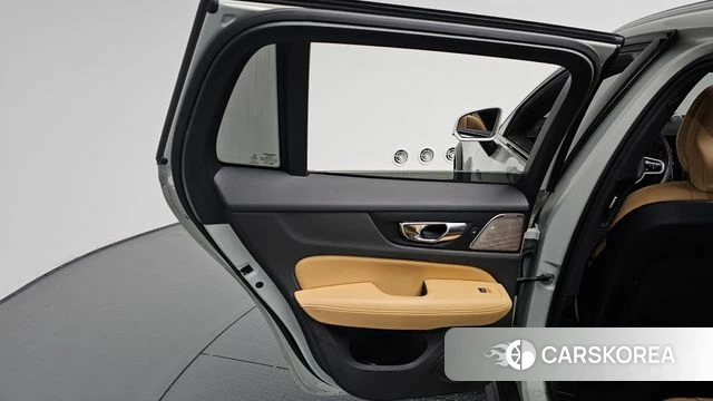 Volvo V60 Cross-Country 2nd Generation id 5028573 из Кореи 17